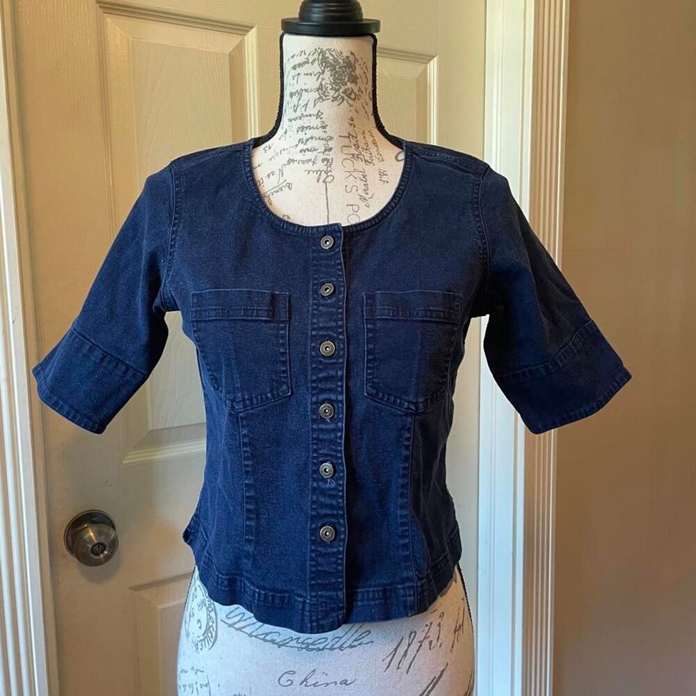 Unbranded Women's Navy and Blue Shirt